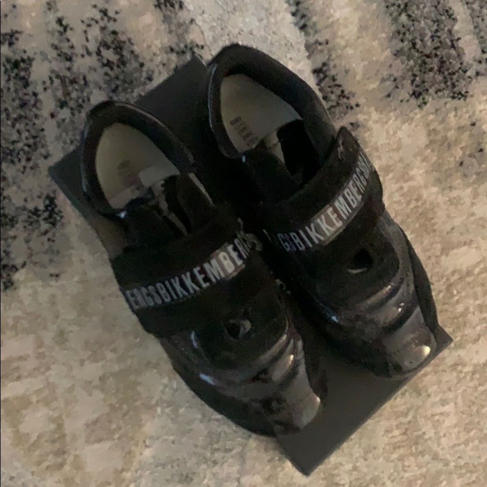 Bikkembergs Velcro patent leather and sued